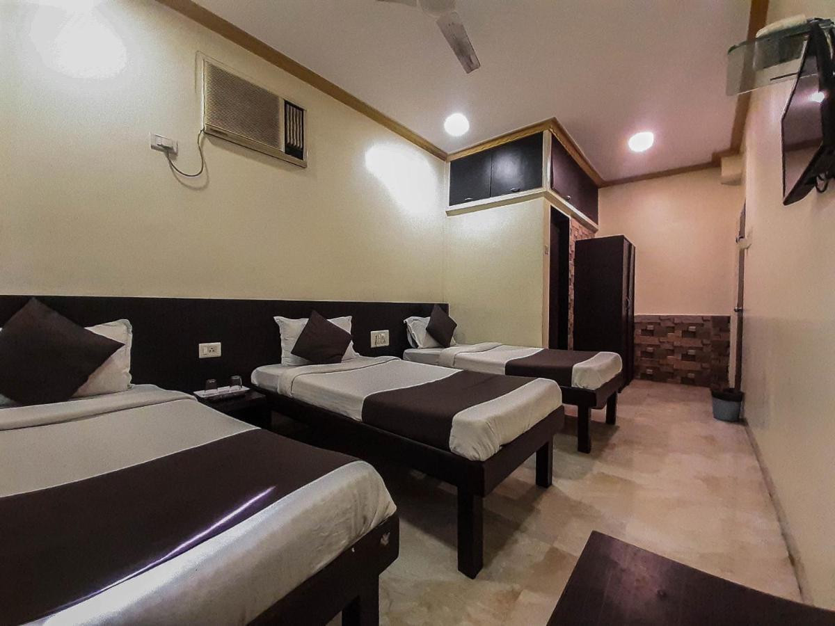 Hotel National Mumbai  Buitenkant foto