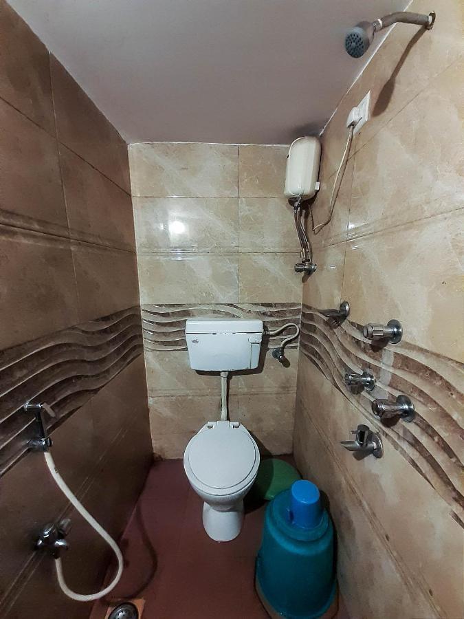 Hotel National Mumbai  Buitenkant foto